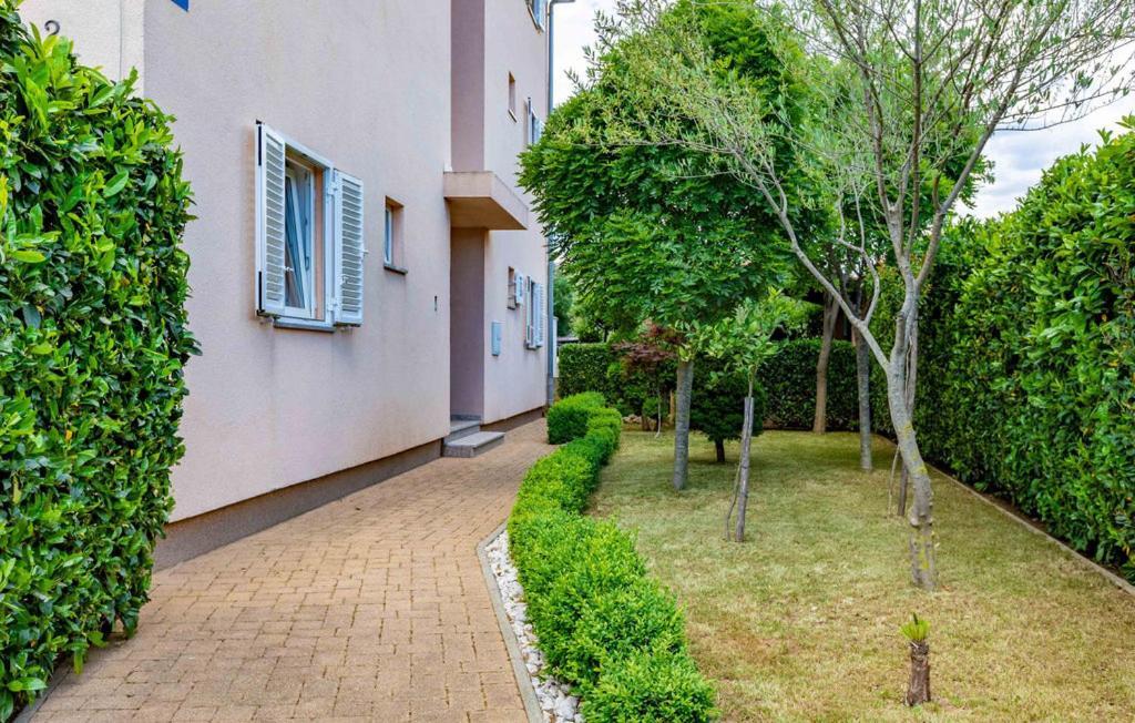 Apartments Dunja Malinska Exterior photo